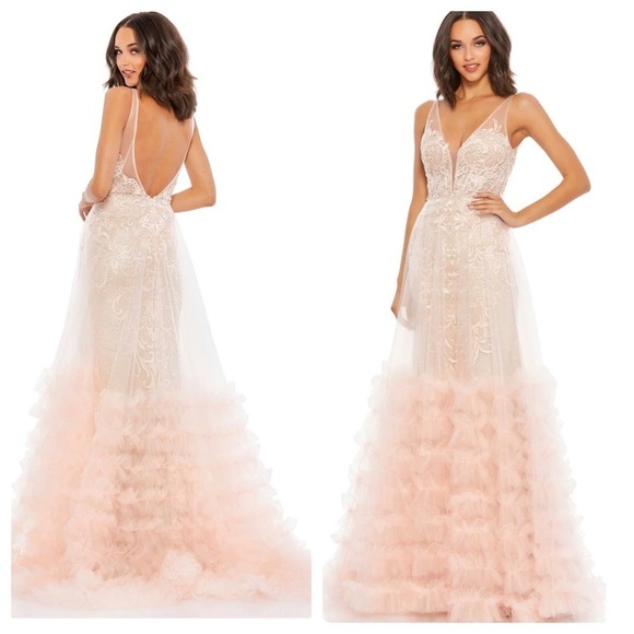 Mac Duggal Dresses & Skirts - Mac Duggal Lace Ruffle Tiered Sleeveless Plunge Neck Gown Size 6 NWT